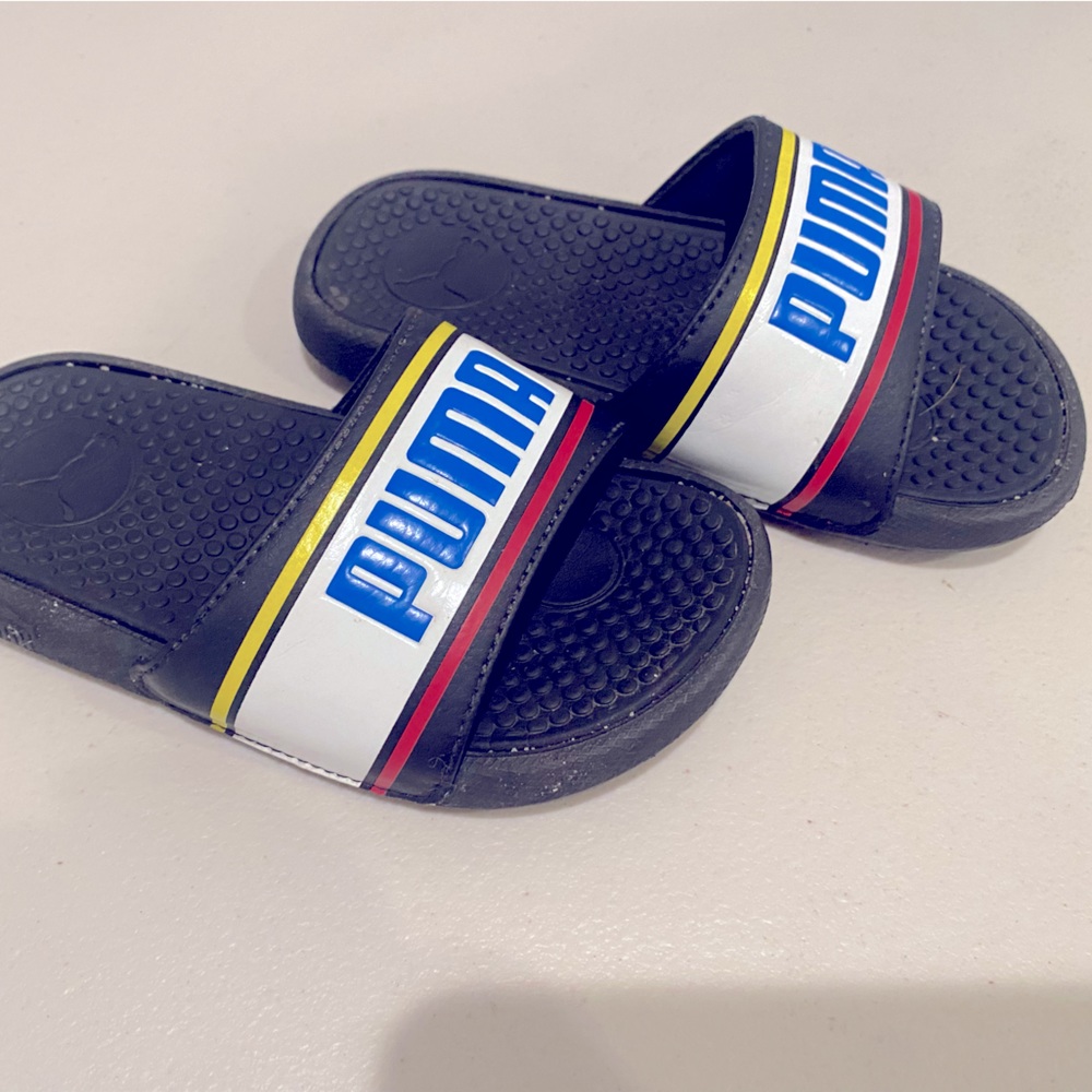 Puma sandals! Size 11!